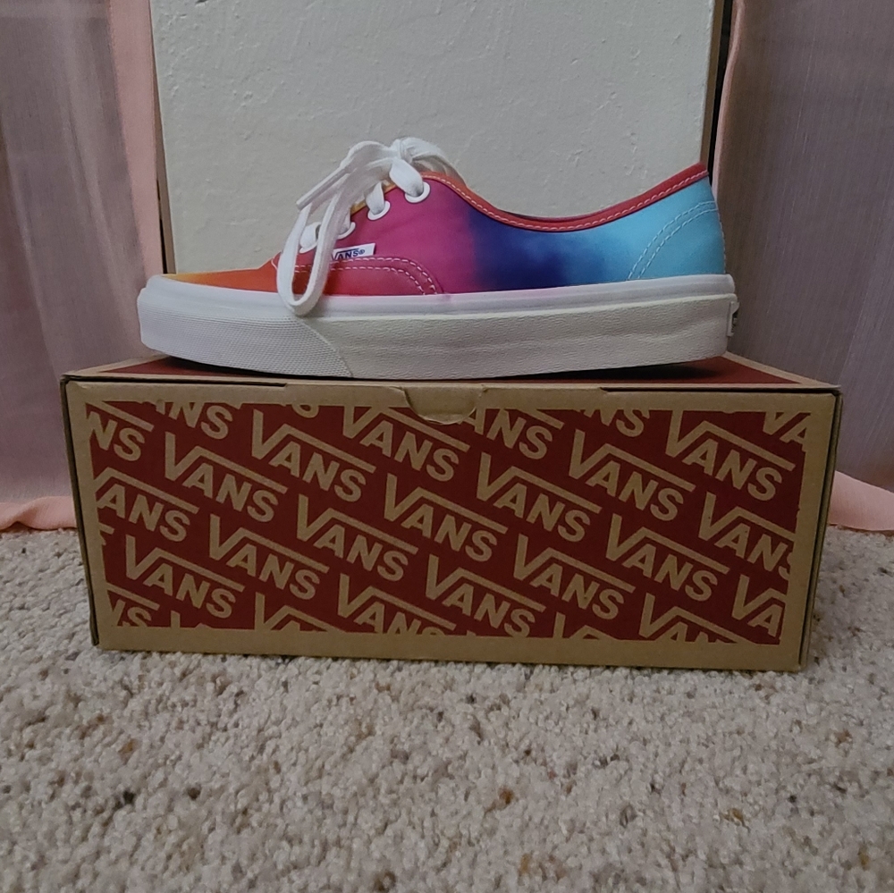 Tie Dye Vans - Picture 4 of 6